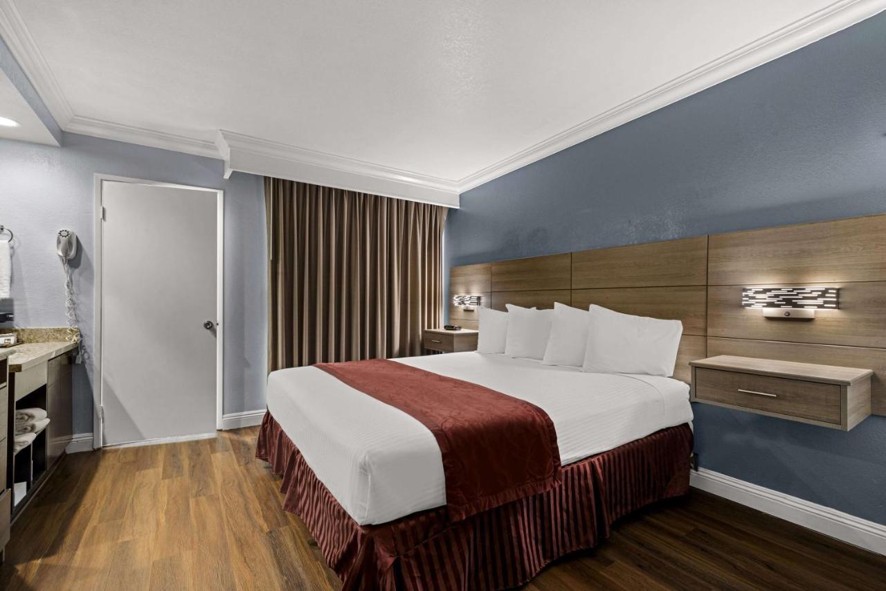 Best Western Moreno Hotel & Suites Moreno Valley Exterior photo