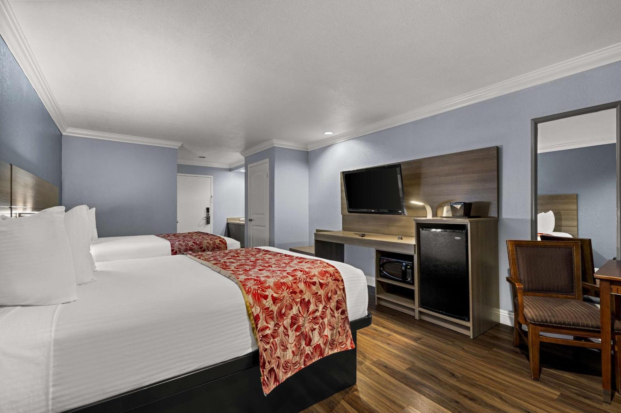 Best Western Moreno Hotel & Suites Moreno Valley Exterior photo